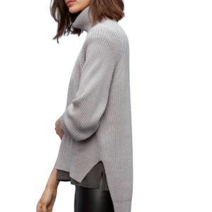 Aritzia WILFRED FREE Lin Merino Wool Turtleneck Sweater